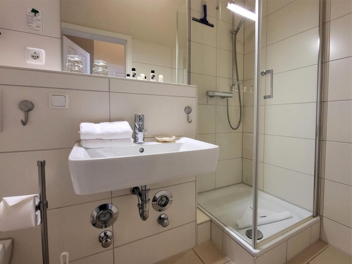 4 Sterne Hotel Hubertusburg Ostseebad Kühlungsborn 外观 照片