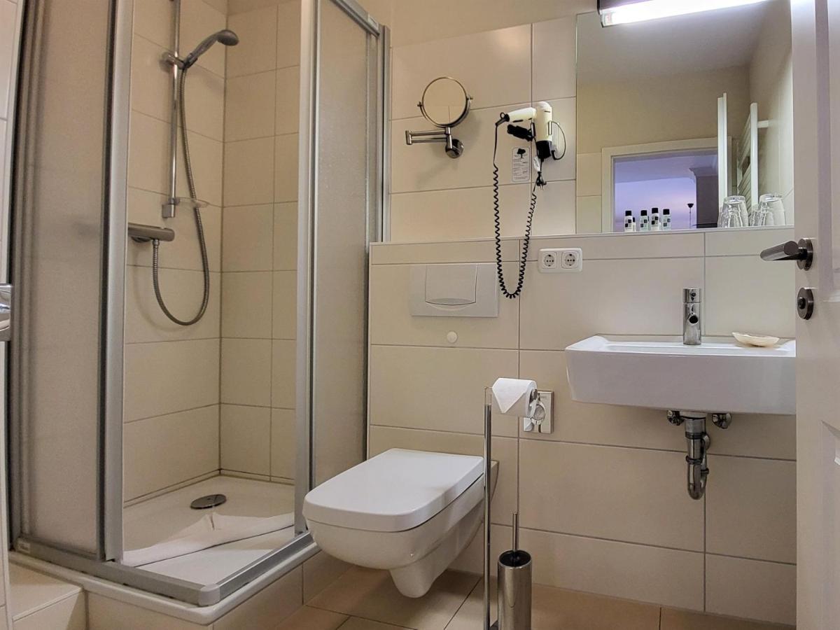 4 Sterne Hotel Hubertusburg Ostseebad Kühlungsborn 外观 照片