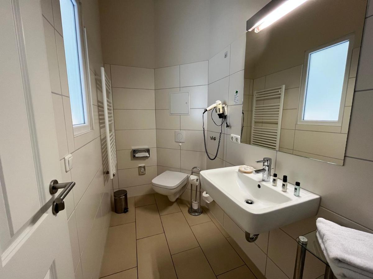 4 Sterne Hotel Hubertusburg Ostseebad Kühlungsborn 外观 照片