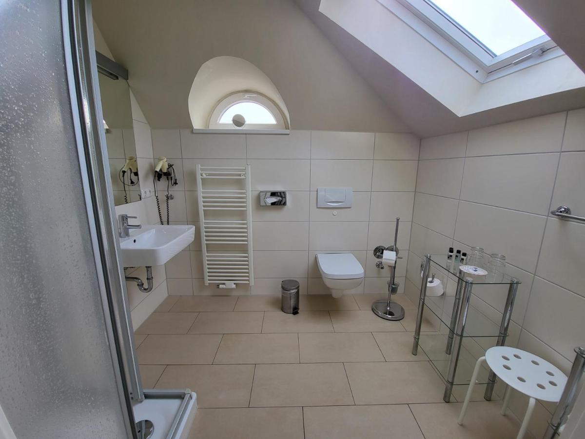 4 Sterne Hotel Hubertusburg Ostseebad Kühlungsborn 外观 照片