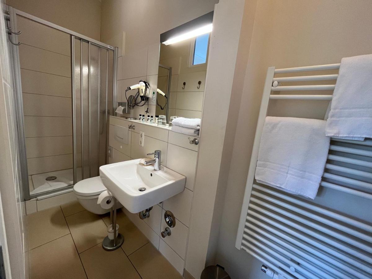 4 Sterne Hotel Hubertusburg Ostseebad Kühlungsborn 外观 照片