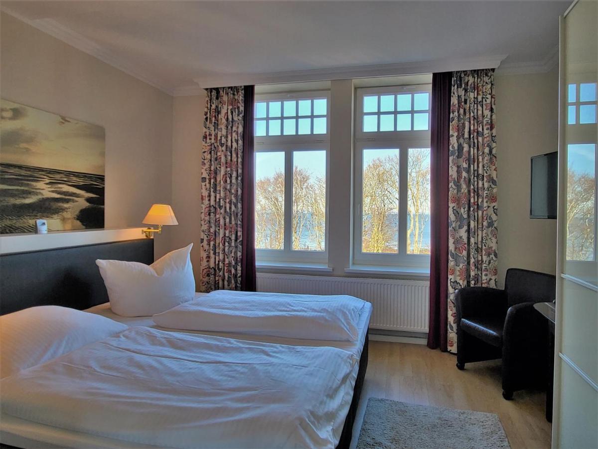4 Sterne Hotel Hubertusburg Ostseebad Kühlungsborn 外观 照片