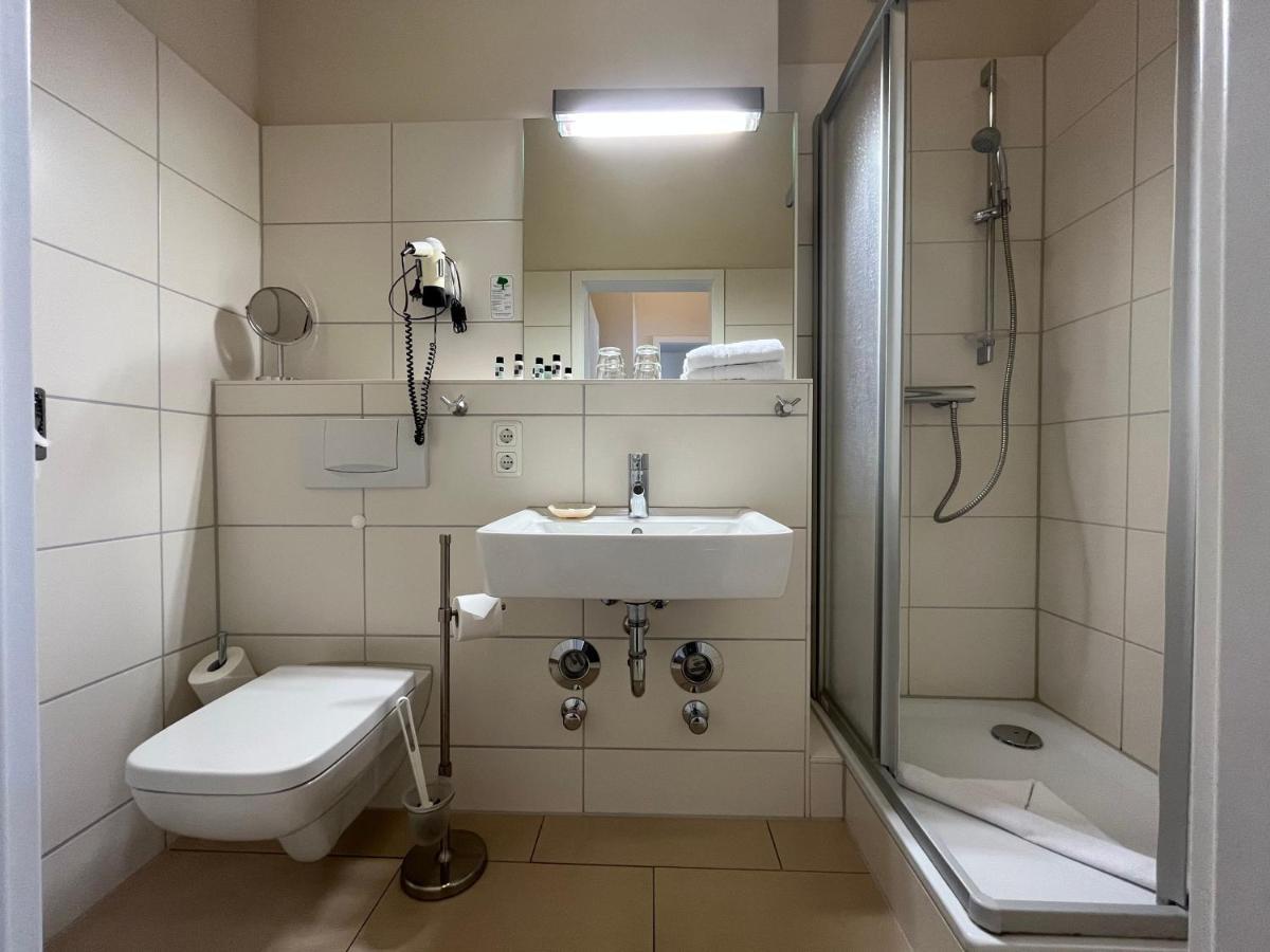 4 Sterne Hotel Hubertusburg Ostseebad Kühlungsborn 外观 照片